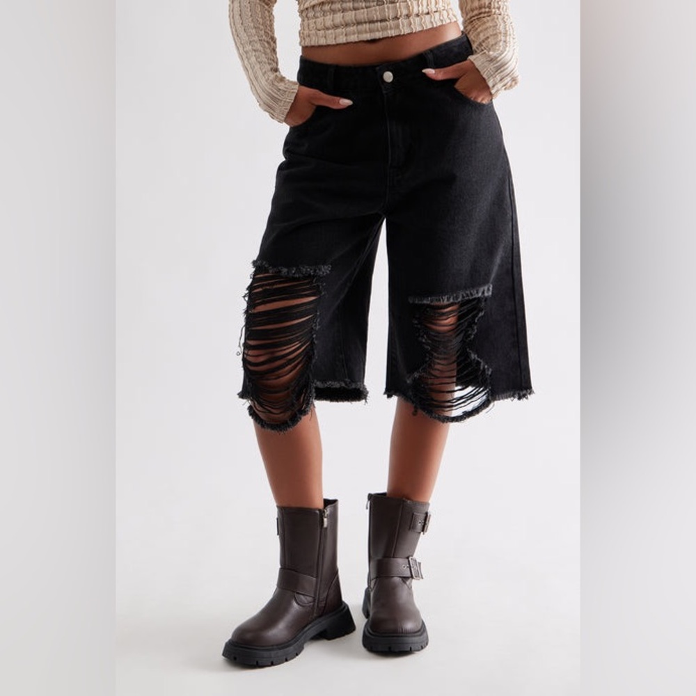 NEW Wild Diva Osaka Lug Sole Combat Boot Brown Buckle Women’s 5.5